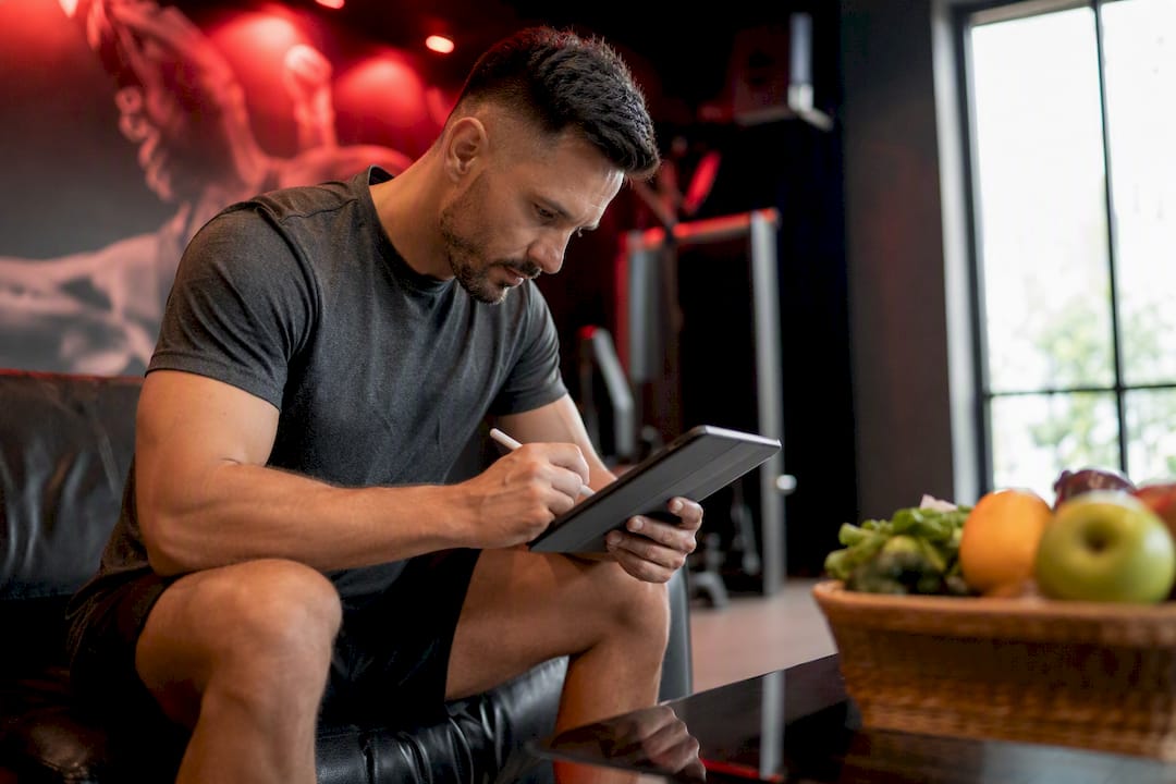 Boost Your Odds of Losing 5%: Nutrition Coaching at Level Up Gym hero image