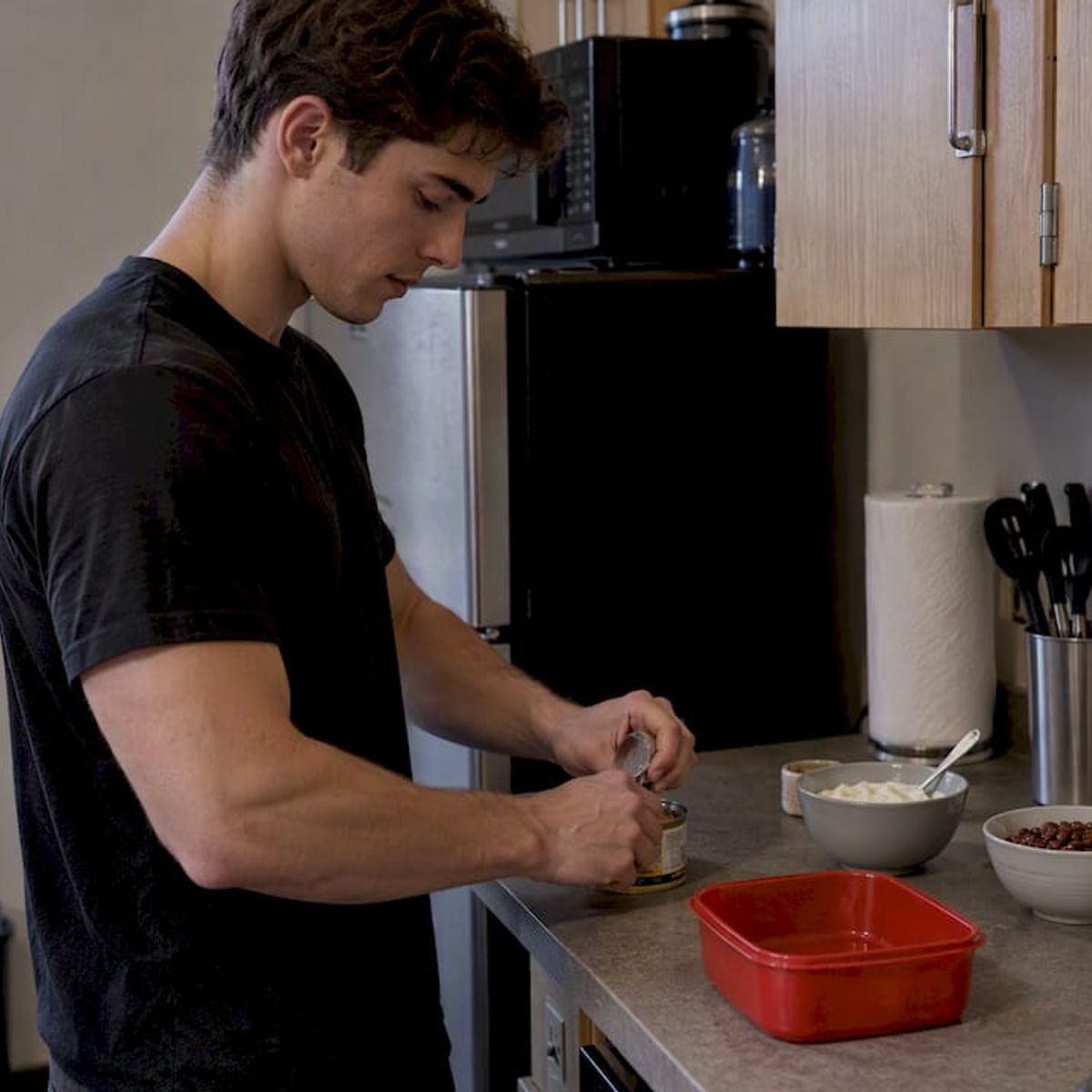 No Full Kitchen Needed: Cheap Food Safe High Protein Meals for Students hero image